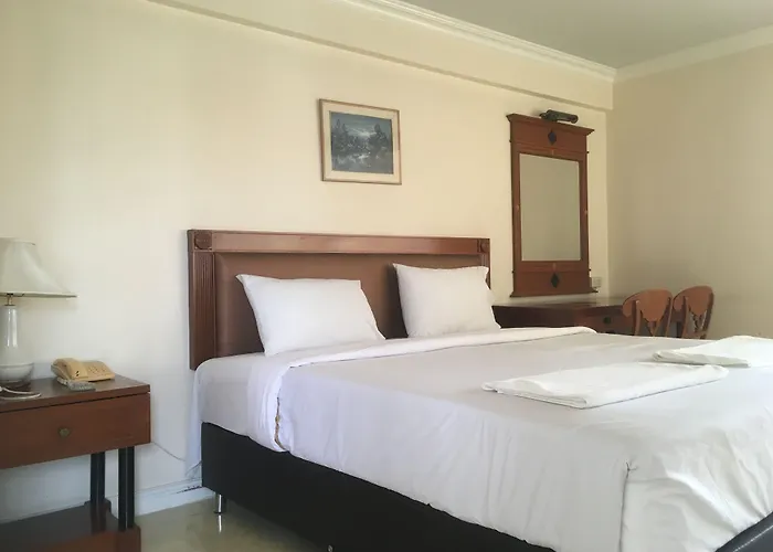 Отель Jumbotel 3*